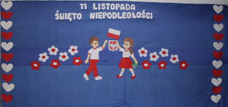 Dekoracja przygotowana na uroczystość okazji Narodowego Święta Niepodległości