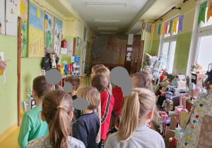 Grupa Marynarzy z Przedszkola Miejskiego nr 214.