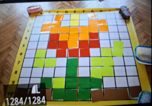 Prace dzieci wykonane w ramach Code Week